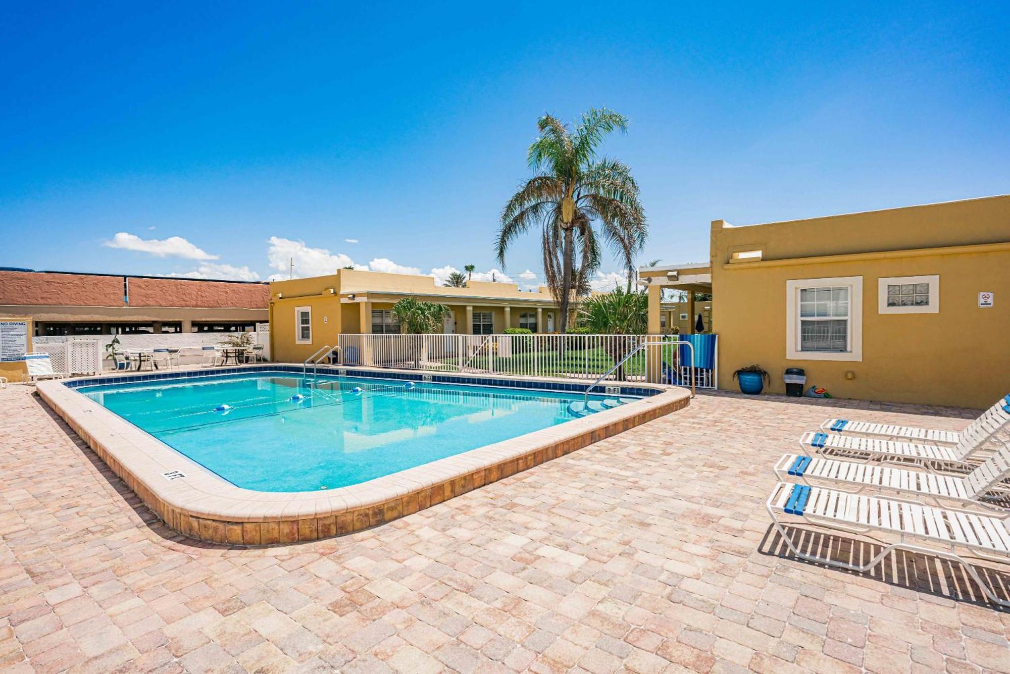 Beachside Retreat W Heated Pool St. Pete Beach Exterior foto